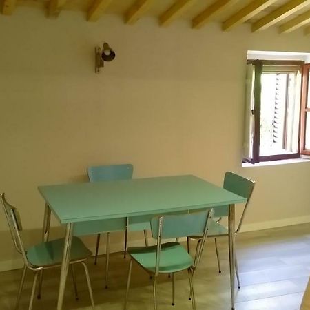 شقة Casa Maria Teresa San Donato in Poggio المظهر الخارجي الصورة