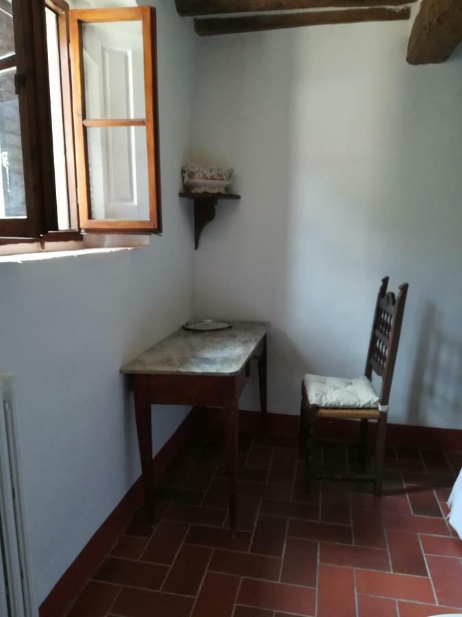 شقة Casa Maria Teresa San Donato in Poggio المظهر الخارجي الصورة
