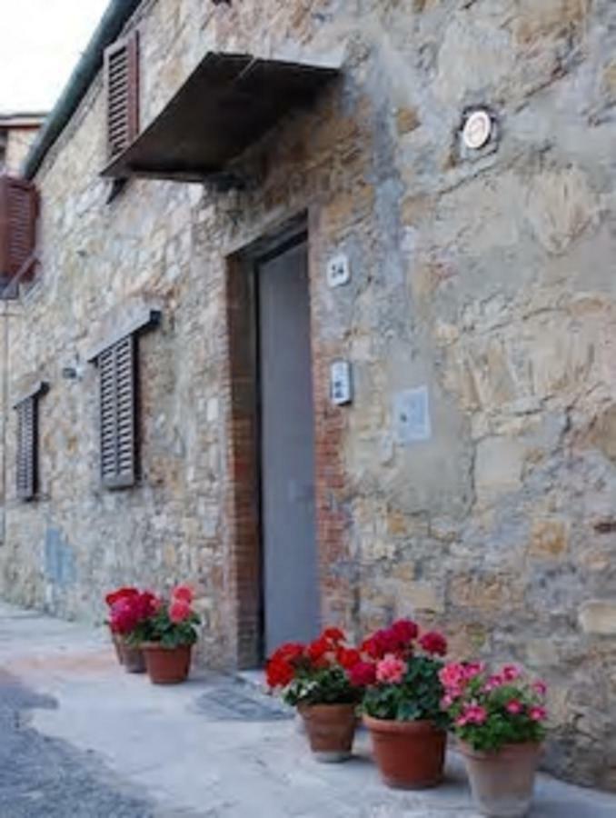 شقة Casa Maria Teresa San Donato in Poggio المظهر الخارجي الصورة